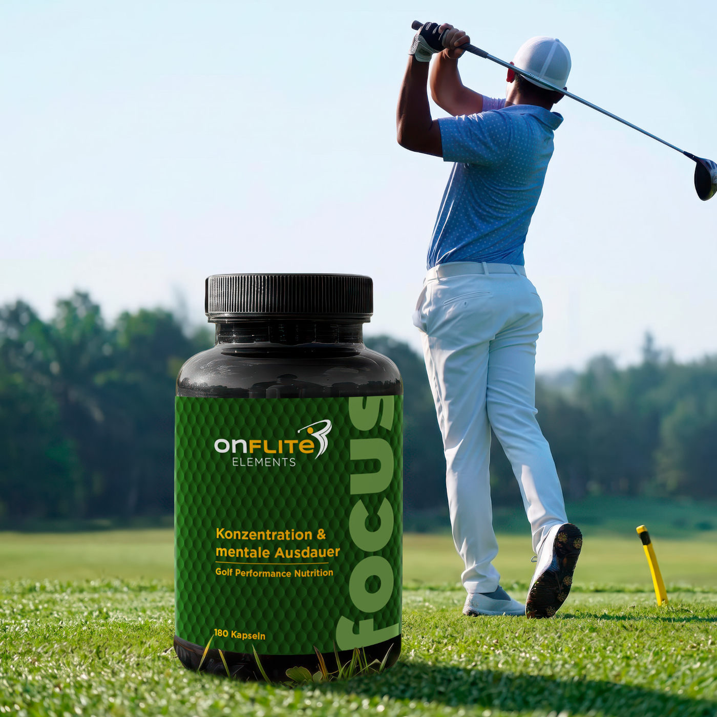 Golfer beim Abschlag